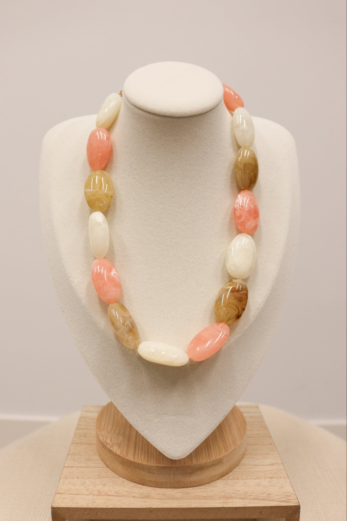 Rue Oval Stone Beaded Necklace - Light Pink Multi