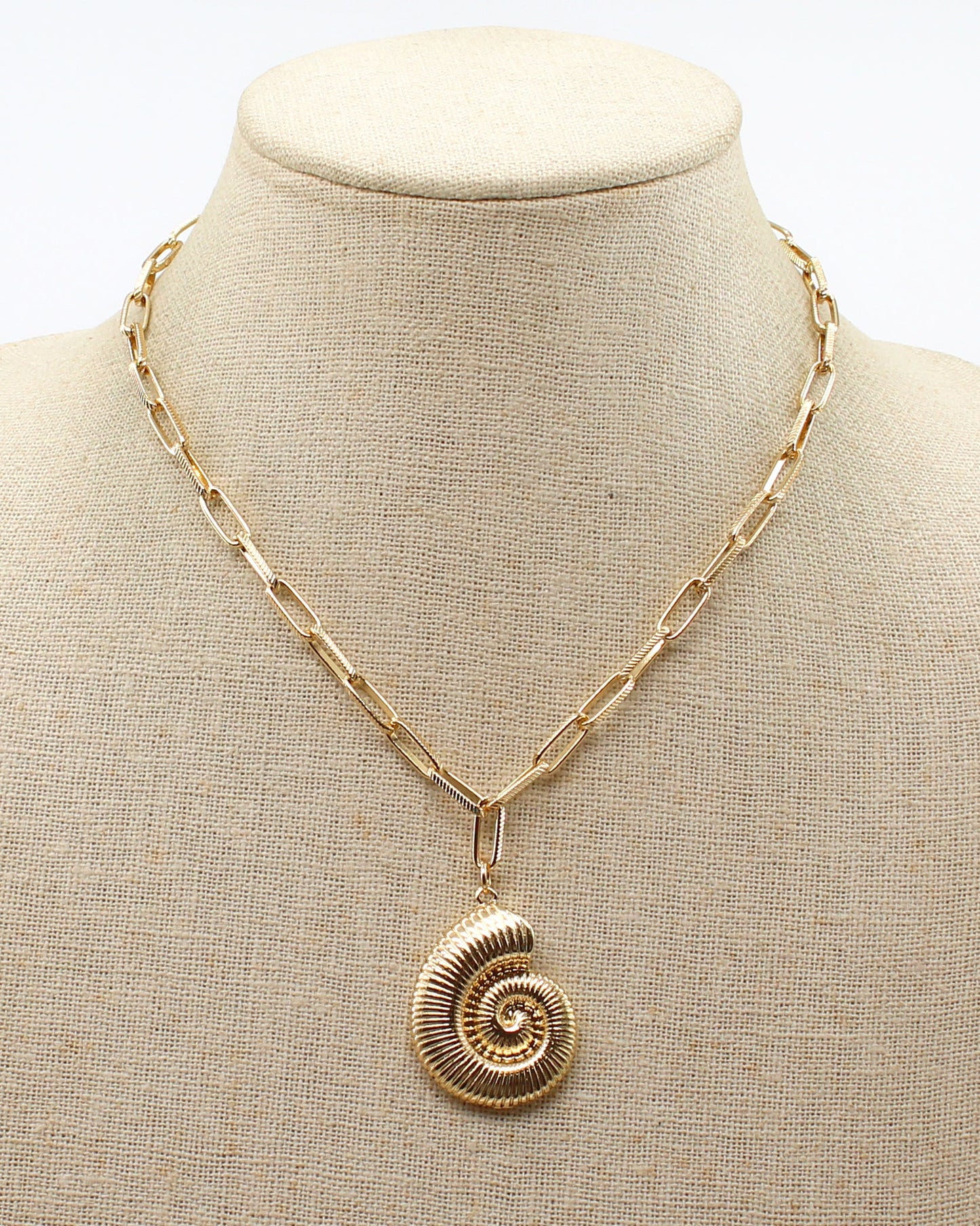 Coastal Charm Paperclip Chain Necklace - Gold