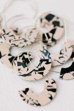 Load image into Gallery viewer, Black and White Marble Threader Earrings
