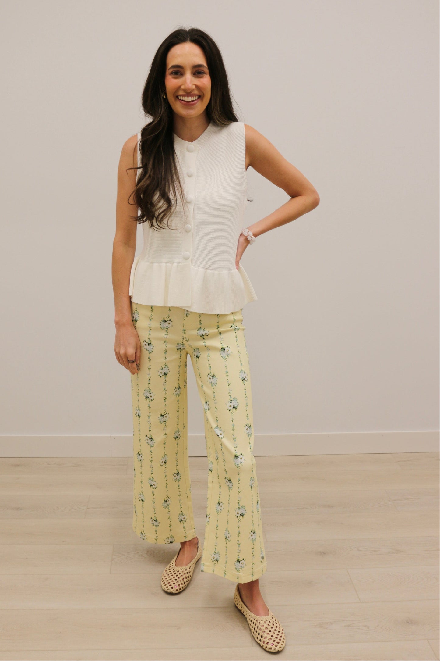 Valery Vertical Floral Print Wide Leg Cropped Pants - Yellow Multi