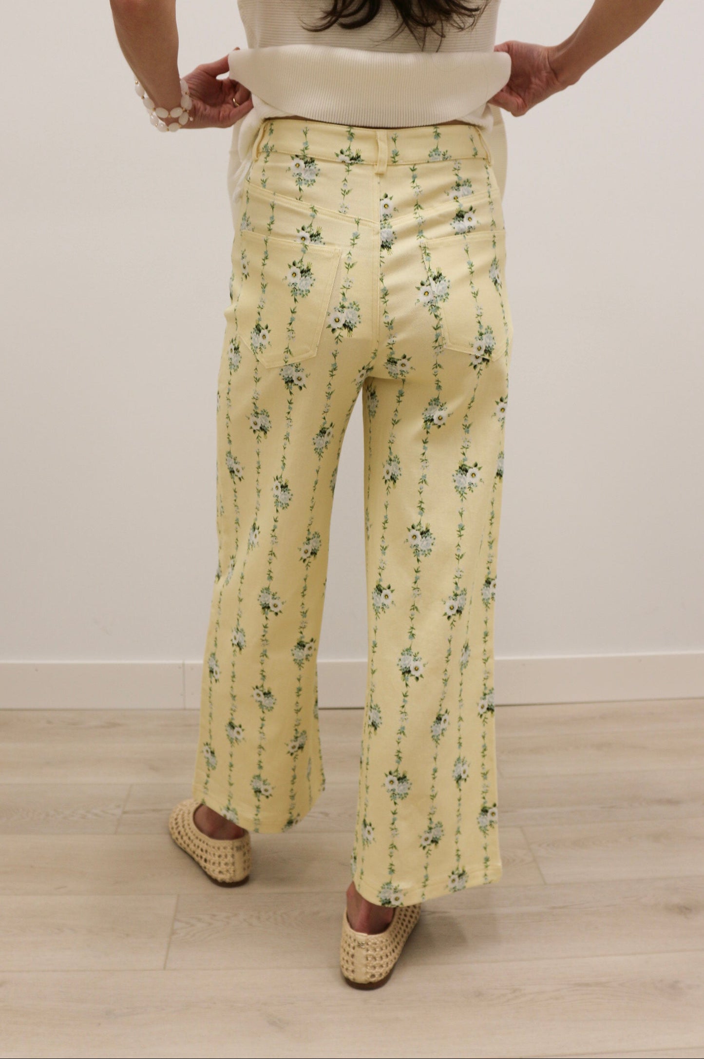 Valery Vertical Floral Print Wide Leg Cropped Pants - Yellow Multi