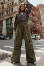 Load image into Gallery viewer, Beatrix High Waisted Wide Leg Cargo Pants - Olive
