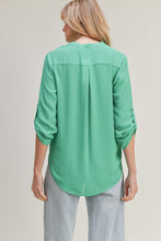 Load image into Gallery viewer, Delilah V-Neck 3/4 Sleeve Woven Blouse - Green

