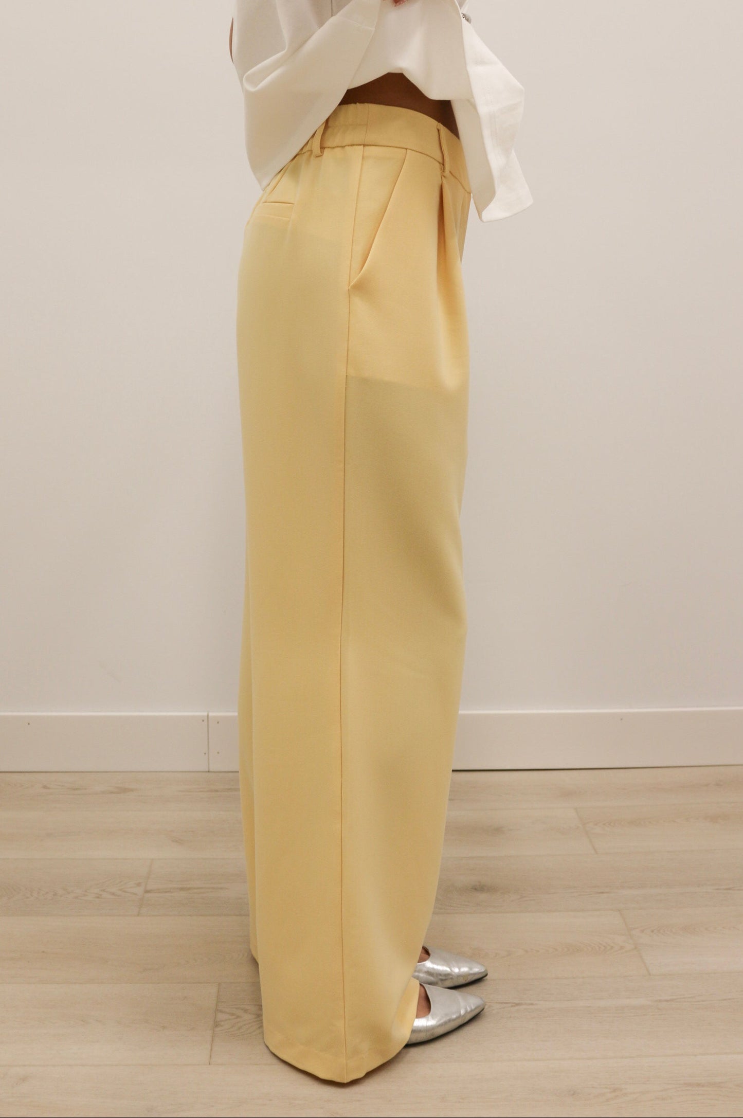 Zuri High Waisted Wide Leg Trouser Pants - Butter Yellow