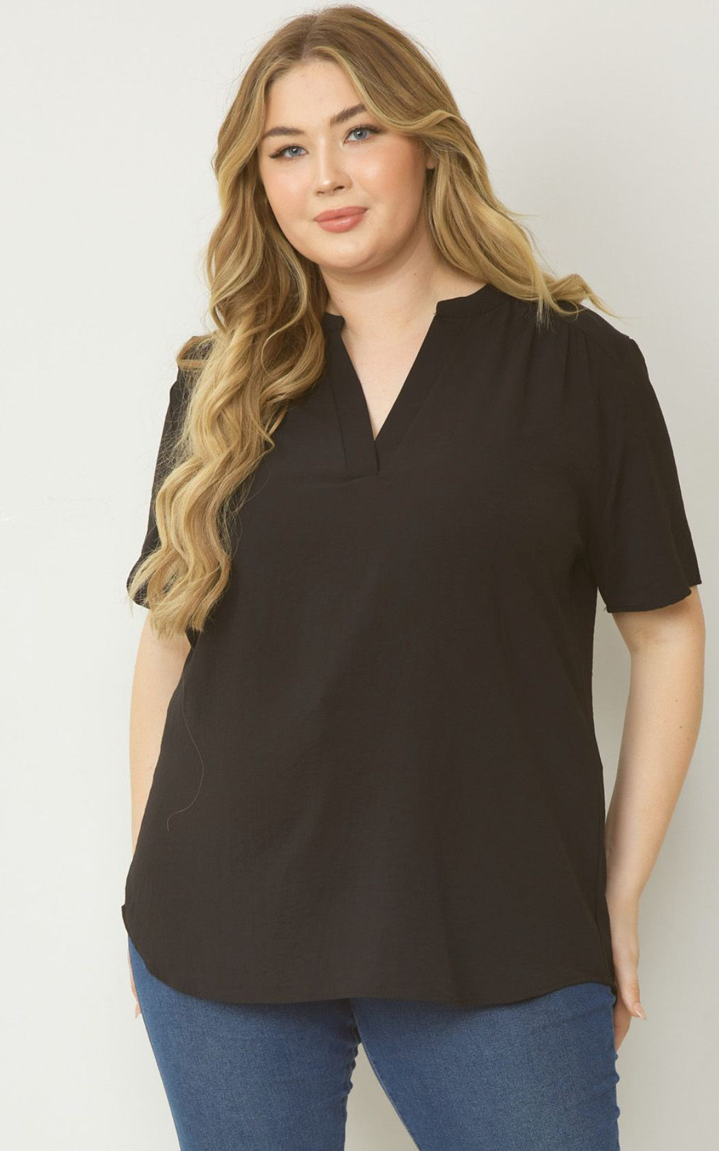 Curve Lydia Essential V-Neck Woven Short Sleeve Blouse - Black