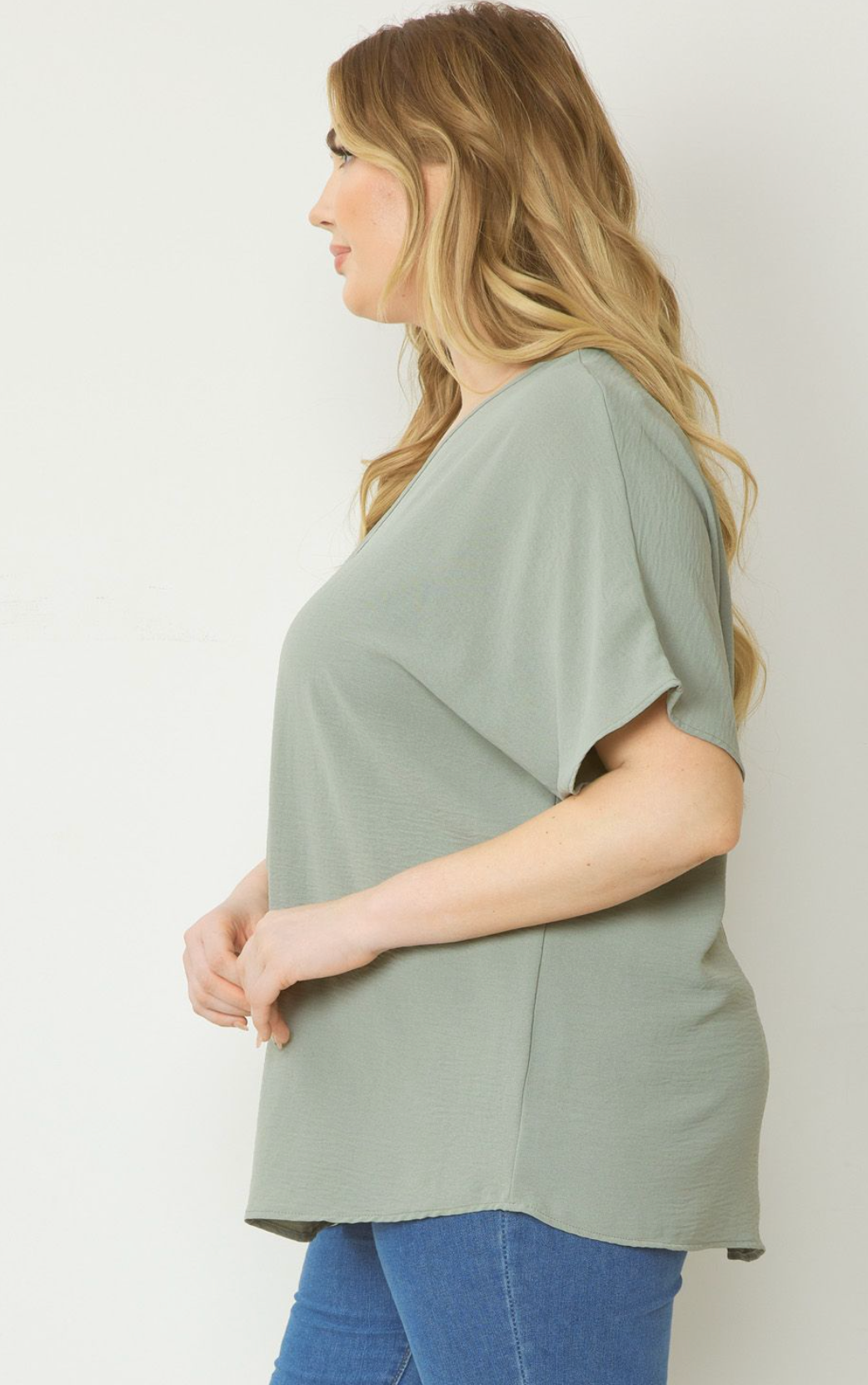 Thea Curve Essential V-Neck Short Sleeve Woven Blouse - Sage Green
