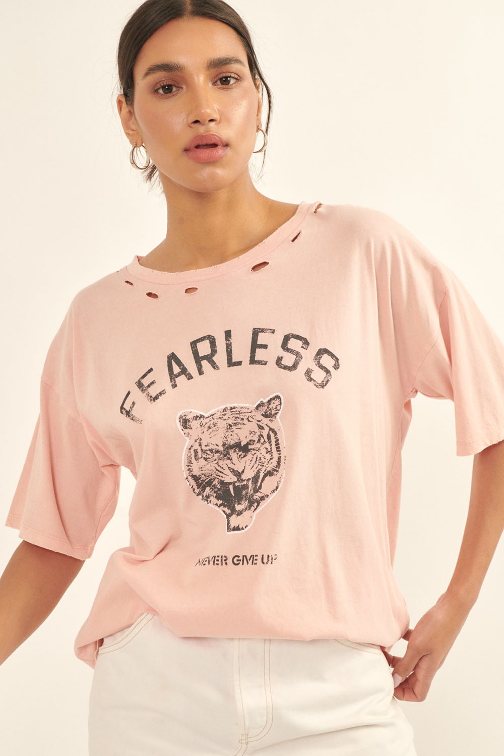 zSALE Fearless Never Give Up Tiger Vintage Distressed Graphic Tee - Pink