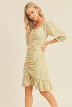 Load image into Gallery viewer, zSALE Grace Sweetheart Neck Ruched Short Sleeve Floral Print Dress - Yellow Multi

