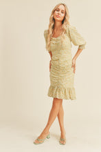 Load image into Gallery viewer, zSALE Grace Sweetheart Neck Ruched Short Sleeve Floral Print Dress - Yellow Multi
