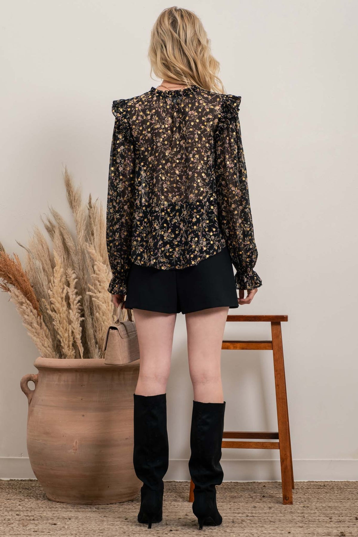Savannah Gold Speckle Long Sleeve Button Up Floral Blouse - Black Multi