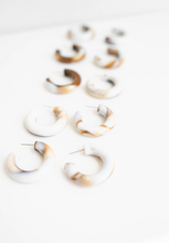 Load image into Gallery viewer, Chunky Lucite Hoop Earrings in Latte
